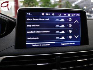 Peugeot 3008 BlueHDI 130 SANDS Allure EAT8 96 kW (130 CV)