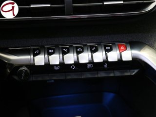 Peugeot 3008 BlueHDI 130 SANDS Allure EAT8 96 kW (130 CV)
