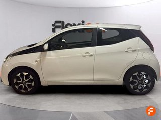 Toyota Aygo 1.0 70 x-play