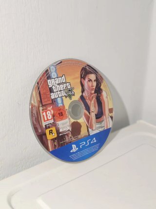 GTA V Premium Edition PS4