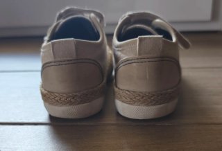 Zapatos infantiles talla 25