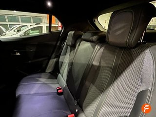Peugeot 2008 GT Line Puretech 130 S&S BVM6