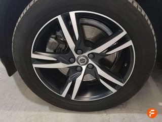 Volvo XC60 2.0 T4 R-Design Auto