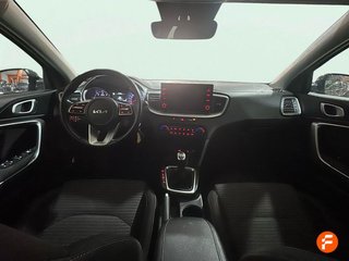 Kia Ceed 1.6 MHEV iMT 100kW (136CV) Drive