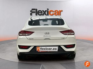 Hyundai i30 1.6 CRDI 100kW(136CV) 48V Klass Fastback