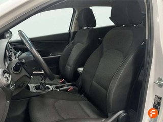Hyundai i30 1.6 CRDI 100kW(136CV) 48V Klass Fastback