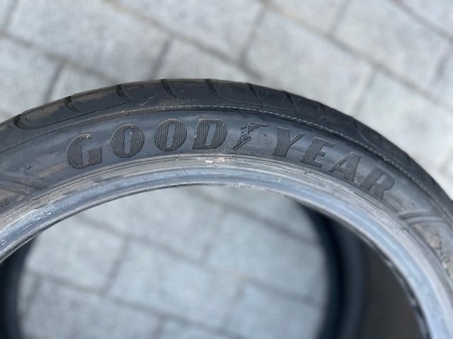 265/35/18 GoodYear Eagle Asymmetric 2