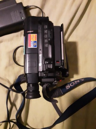 Videocámara Sony Handycam Video 8 XR negociable 90