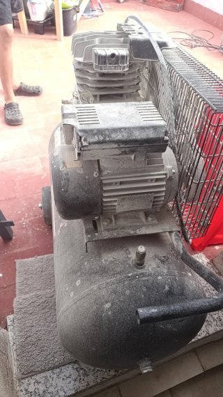 Compresor de correa