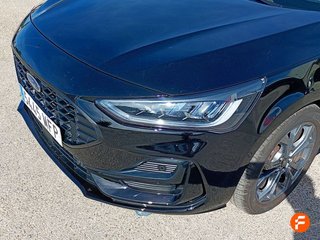 Ford Focus 1.0 Ecoboost MHEV 114kW ST-Line
