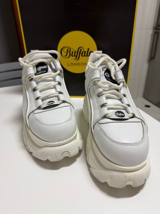 Zapatillas Buffalo London Plataforma Blancas