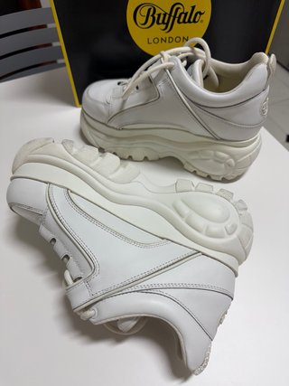 Zapatillas Buffalo London Plataforma Blancas