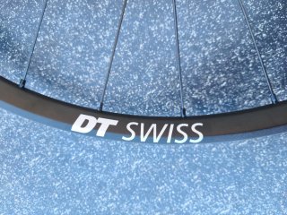 Rueda DT SWISS XR1700 *NUEVA* Delantera 29"