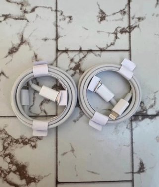 2 Cavi Originali Apple per iPhone