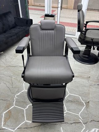 Silla de peluquería profesional gris nueva