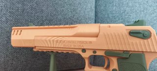 Pistola Decorativa 3D