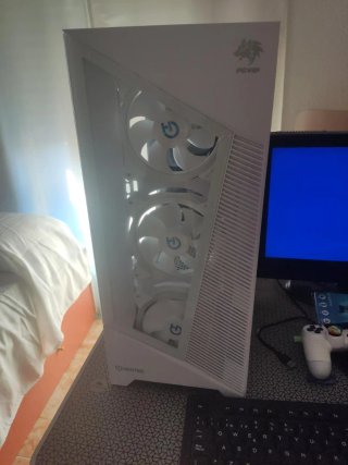 PC Gaming PCVIP Blanco con ARGB