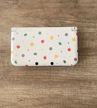 Nintendo 3DS XL Animal Crossing Special Edition