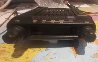 Emisora Yaesu FT-1500 VHF