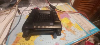 Emisora Yaesu FT-1500 VHF