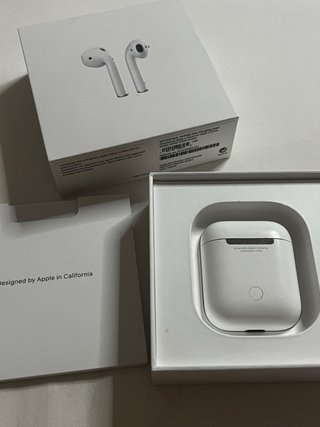 Apple AirPods