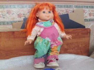Muñeca Pocas Pecas con pelo naranja