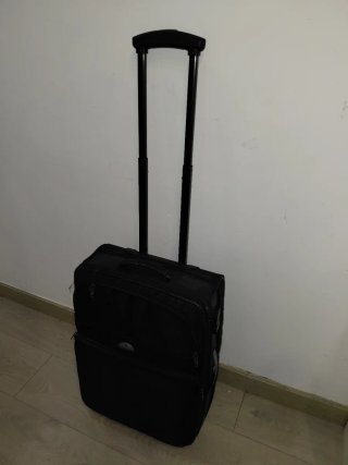 Maleta Samsonite pequeña negra