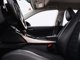 Lexus IS IS 300h Executive (EURO 6)