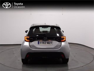 TOYOTA Yaris 1.5 120H Active Plus