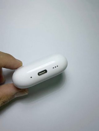 AirPods Pro 3 Bianchi