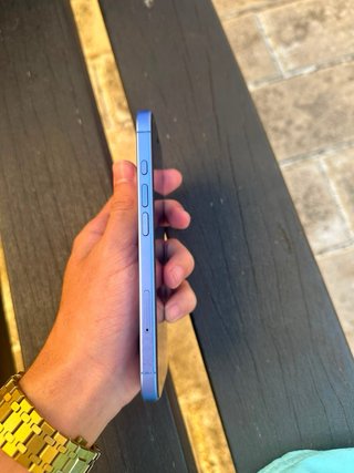 iPhone 16 Blu