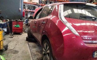 1876535 nissan refuerzo paragolpes tras leaf basis