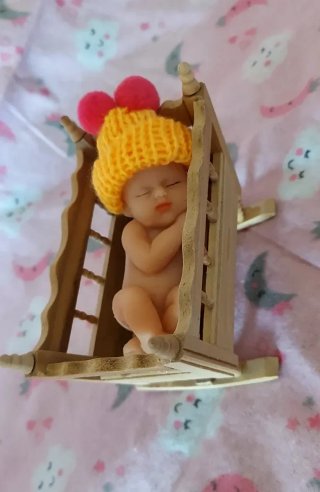 Mini Cuna madera para mini muñecas