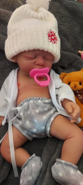 Bebé reborn niña 33cm silicona platino