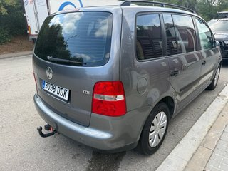 Volkswagen Touran 2004
