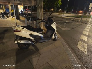 Suzuki Burgman UH125G Maxi Scooter