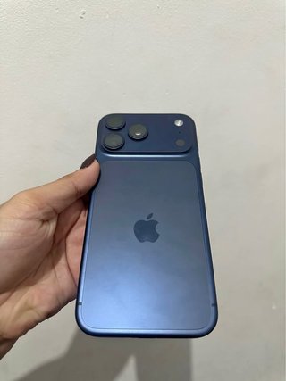 iPhone 17 Pro Max Blu Marina