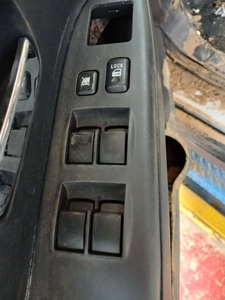 MANDO ELEVALUNAS DELANTERO IZQUIERDO Mitsubishi ASX (GA0W)(2010->)