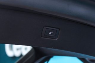 Audi Q7 S line 55 TFSIe 381CV quattro tip
