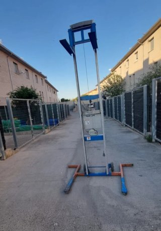 Apilador Genie Lift 160-225kg