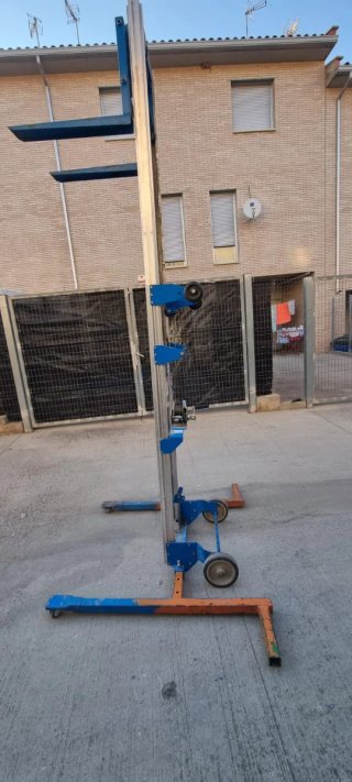 Apilador Genie Lift 160-225kg