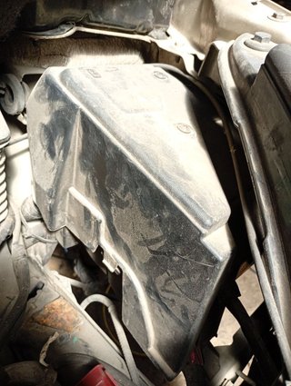 CAJA RELES / FUSIBLES Renault Scenic II (JM)(2003->)