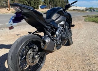 Kawasaki Z900 Negra Naked