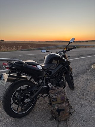 BMW F800R Negra