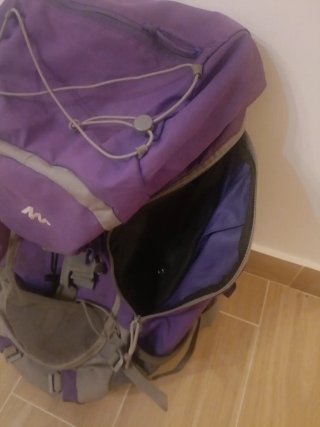 OPORTUNIDAD!! Mochila de montaña 50L