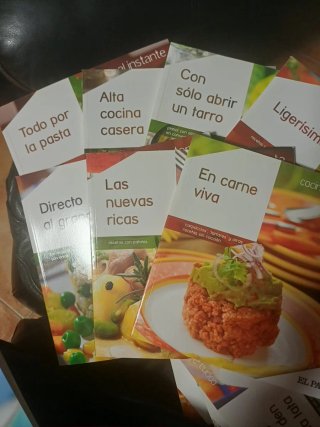 Colección de 20 libros de cocina.