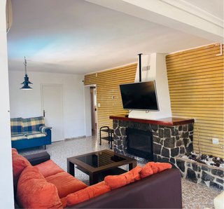 Alquiler vacacional chalet,piscina y vistas al mar