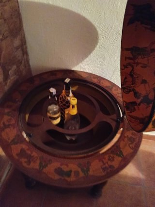 Botellero decorativo de madera