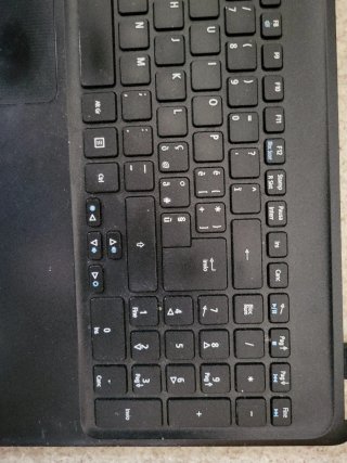 Tastiera e scocca Acer Aspire E 1