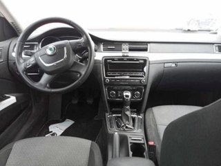 Faro antiniebla delantero skoda superb ii 21002434